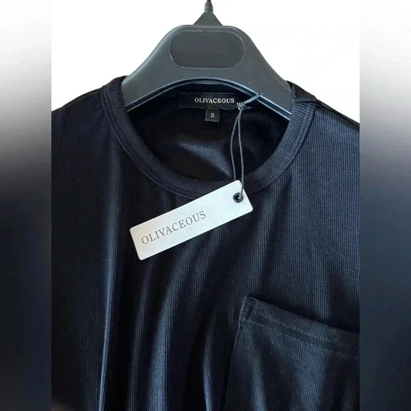 Olivaceous Casual Short Sleeve Crop Top Twist Front Shirt in Black Small, Large - Picture 4 of 7